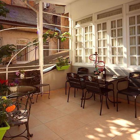 Bon Voyage Hostel Tbilisi Ngoại thất bức ảnh
