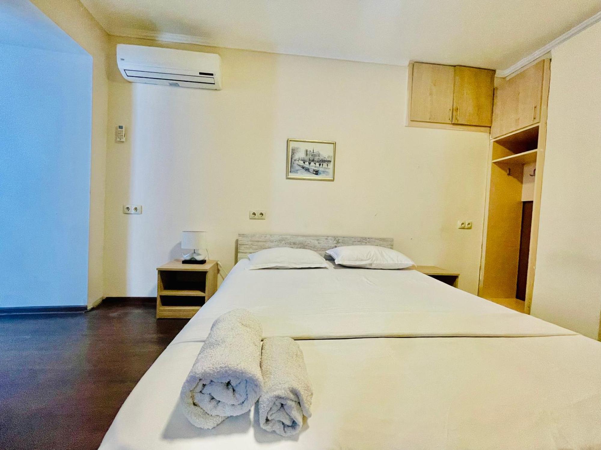 Bon Voyage Hostel Tbilisi Ngoại thất bức ảnh