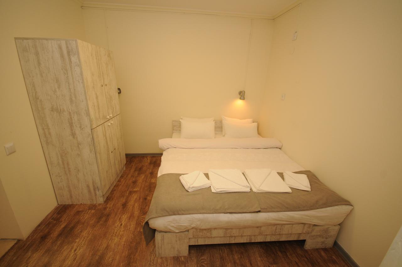 Bon Voyage Hostel Tbilisi Ngoại thất bức ảnh